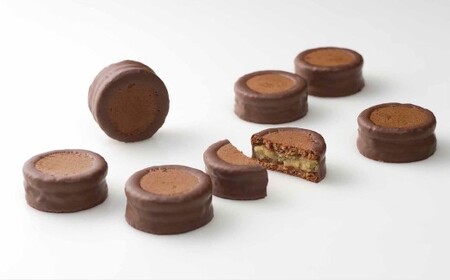 チョコマロン 6個入 × 2箱 （ 12袋 ） 栗 ラム酒 ビスケット ココア ミルクチョコレート 手作業 チョコ チョコレート マロン 洋菓子 お菓子 菓子 スイーツ 焼き菓子 [023-0264]