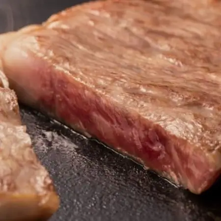 おかやま和牛肉ステーキ300g【配送不可地域：離島】【1725565】