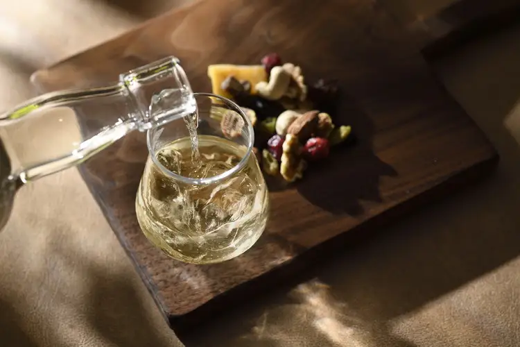 父の日ギフト 京都亀岡産 紫芋焼酎 軌-Spur-200ml《亀岡蒸留所》化粧箱付 オーク樽貯蔵 本格焼酎 ギフト 人気