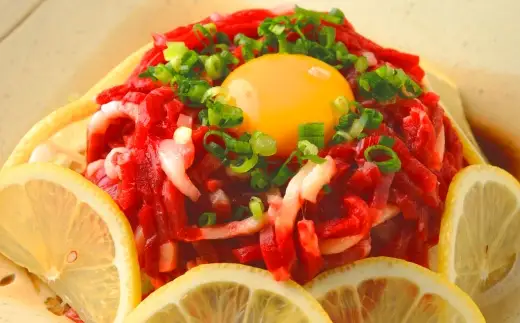 国産 ユッケ 馬刺し 約600g ユッケのたれ付き 馬刺 馬肉 馬 ニク 肉 お肉 にく 晩酌 オツマミ つまみ 冷凍