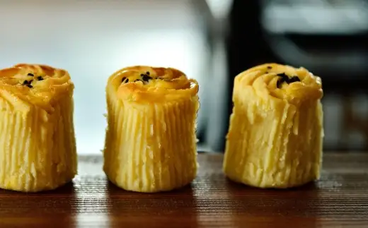 THE 甘藷 SWEET スイートポテト 10個入り いも イモ さつまいも サツマイモ さつま芋 お菓子 菓子 洋菓子 焼菓子 スイーツ デザート おやつ 贈り物 贈答 ギフト
