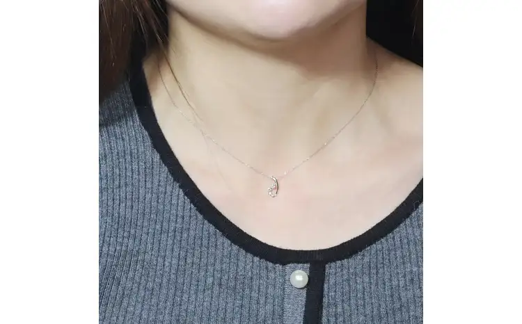 プラチナ 0.12ct グラデーションダイヤモンドペンダント 山梨県 甲斐市 BQ-204