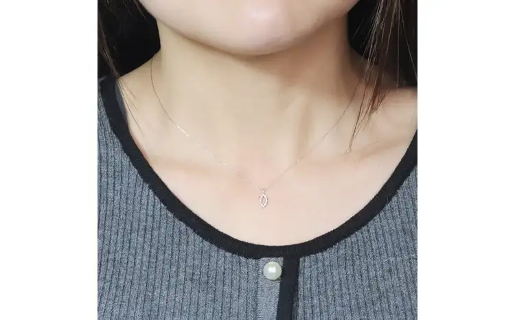 プラチナ 0.08ct マーキス型ダイヤモンドペンダント 山梨県 甲斐市 BQ-207