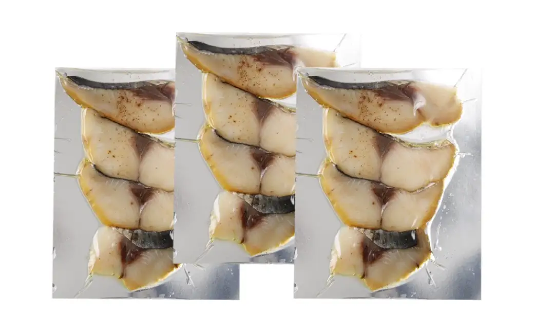 鰆の生ハム ×3パック（1パックあたり、約15g × 約4枚入） / 大阪湾 水揚げ 新鮮 鮮度が高い状態で加工 サワラ さわら 桜チップ 冷燻製  燻製 ハム 生ハム