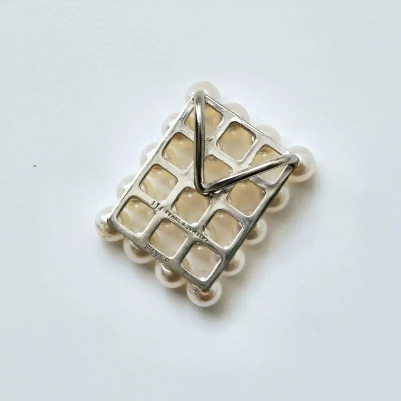 真珠 ネックレス 4.0mm～ 4.4mm シルバー 約45cm スライド 式 パール アコヤ 2WAY ベビーパール アクセサリー ジュエリー ファッション 冠婚葬祭 慶事 誕生日 結婚式 記念日 お祝い 贈答用 贈り物 ギフト プレゼント 普段使い おしゃれ カジュアル / シャープに装う２WAYスクエアパールネックレス