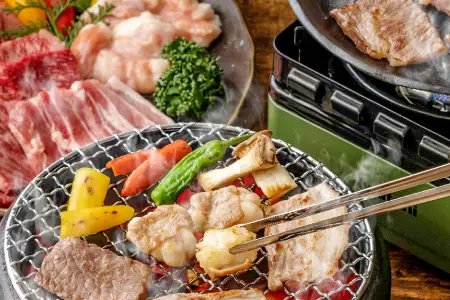 【しまね和牛】焼肉用満腹セット（５種類合計1.3kg）【 肩ロース カルビ モモ ホルモン 豚バラ しまね和牛 牛肉 和牛 かたろーす かるび もも ホルモン ぶたばら 贅沢 お祝い 贈り物 プレゼント ギフト】