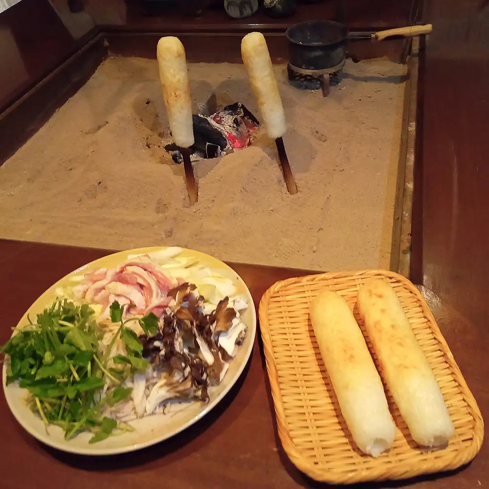 《比内・田代地区対象》【手ぶらでOK！タクシー周遊】 ふるさとで秋田犬とモフモフな一日　大館秋田犬めぐり〈秋田犬の魅力再発見！2時間コース〉（2名分）【550P8401】