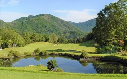 山東カントリークラブのゴルフ場利用券(1,000円×15枚) ゴルフ プレー券 割引券 チケット 優待券 兵庫県 朝来市 山東 大自然 良好なグリーンコンディション 山東カントリークラブ