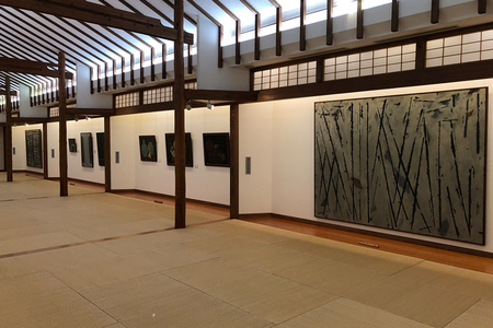 【坂本善三美術館】坂本善三美術館 ペア招待券 図録セット 熊本県 阿蘇 小国町 畳張り 古民家 閑静な佇まい 作品群