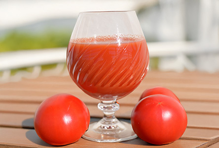 【定期便6回】味わい手作り工房土梨夢　太陽とまと　【無塩】　3本セット