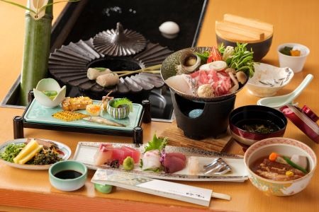 1泊2食付ペア宿泊券 吟松 平日限定プラン 夫婦露天風呂付専用棟洋室 吟松 IB079-002 宿泊券 宿泊券