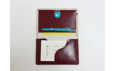 パスケース 名刺入れとしても パスカードホルダー 乱菊〈赤紫〉 文庫屋大関 名刺入れ 名刺ケース レディース 定期券入れ 定期入れ 名刺 カードケース 二つ折り 薄型 レザー 本革 革 文庫革 日本製 東京 墨田区