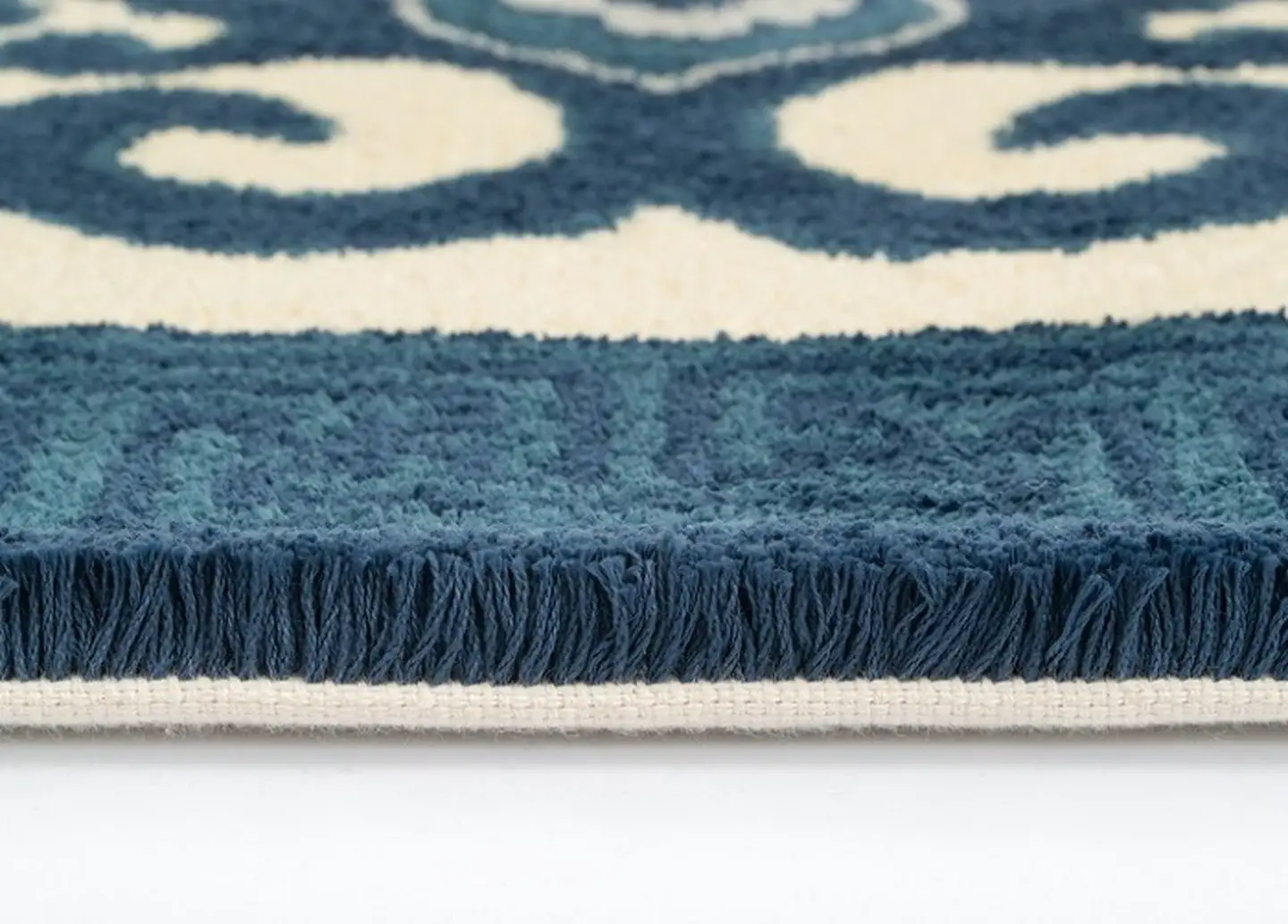 鍋島緞通 [手刺繍] 花菱龍唐草縁まんじ文 玉子地：C510-010