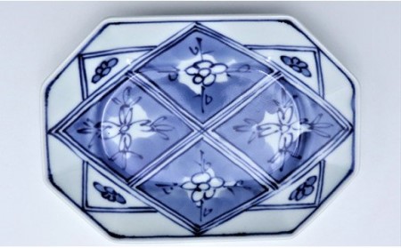 有田焼 青花 長八角取皿 格子紋2枚 あや千 皿 食器 うつわ 器 ギフト 贈り物 30000円 3万円 A30-696