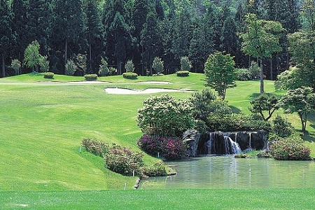 京都丹波・瑞穂ゴルフ倶楽部ゴルフプレー利用券（9,000円分） [030CK001]