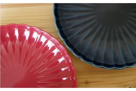 【波佐見焼】花しのぎ ペア 大皿 (藍・紅) 食器 皿 【団陶器】 [PB48] 波佐見焼