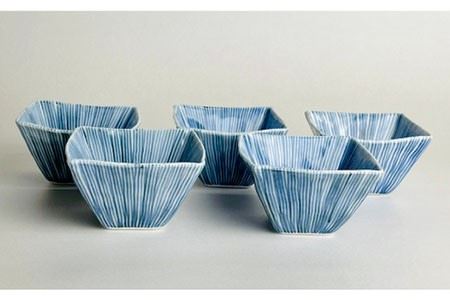 【波佐見焼】内外十草 角 小鉢 5個 食器 皿 【大新窯】 [DC56]  波佐見焼