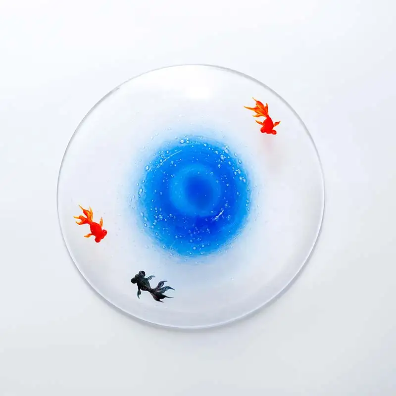 ＜ガラス作家 松尾具美＞大皿「水鞠」硝子 ガラス 大皿 皿 金魚 松尾具美 贈り物 ギフト F6L-1257