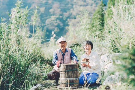 【保存料不使用】 天然！ 千花蜜（はちみつ） 約245g [日添 熊本県 五木村 51120299]