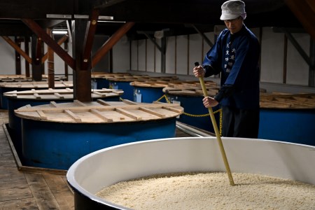 本みりん 九重櫻 500ml × 3本 入り 1.5L ご自宅用 調味料 国産 全国酒類品評会名誉大賞受賞 へきなん優良みやげ推奨品 三河 みりん 発祥 醸造元 九重味淋 醸造のまち碧南 国内産 水稲もち米 米こうじ 本格米焼酎 使用 料理 調理 加工品 本格本みりん お取り寄せ 愛知県 碧南市 送料無料 H002-098