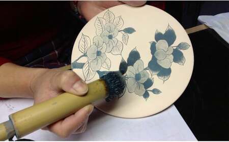 二宮閑山 有田焼マウスパッド 染付椿紋様 A24-148