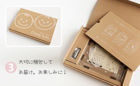 【 小豆島 】赤ちゃんの手形・足形　生まれきた感動を一生の宝物に アクリル フォトフレーム 【星にねがいを カラー(クリアー、サックス、ピンク)】 赤ちゃん 思い出 メモリアルスタンド 星 香川 香川県 土庄 土庄町