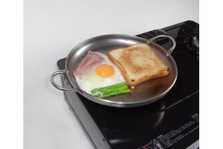 C103 匠の技鉄いため鍋28cm＆ぶあつい鉄板焼くん26cmセット【鉄 鉄板 炒め鍋 藤田金属 FUJITA ガス IH プレート キッチン 調理器具 日本製 長持ち 大阪府 八尾】