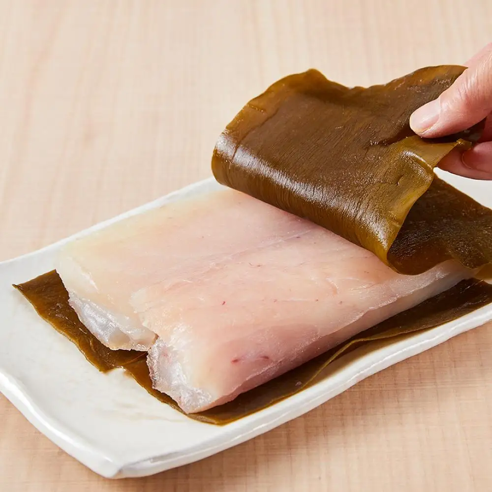 知床羅臼 たらの昆布〆(250gX3袋)  魚 たら 刺身 国産 知床 北海道 