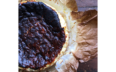 クリーミィ半熟チーズケーキ（バスク風） お菓子 洋菓子 