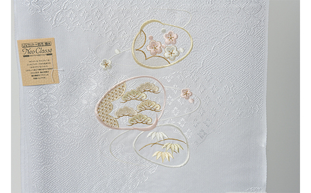 帯揚げ　白地に貝合わせの刺繍 和装 民芸品 工芸品 伝統技術 篠原縫製