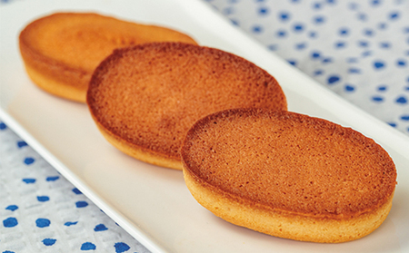 北海道 厚岸町産 森高特選牛乳 牧場バターのフィナンシェ 森高牧場チーズ 3種【株式会社森高牧場】[ 北海道 牛乳 乳製品 ミルク チーズ バター  お菓子 フィナンシェ 飲料 乳飲料 ドリンク 焼菓子 ]