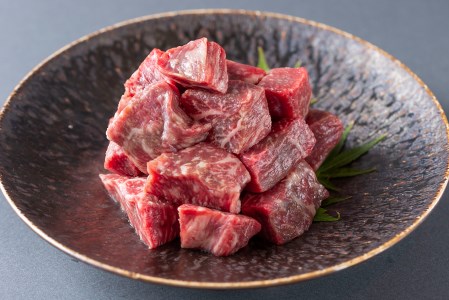 北海道産 黒毛和牛 こぶ黒 A5 サイコロステーキ 800g