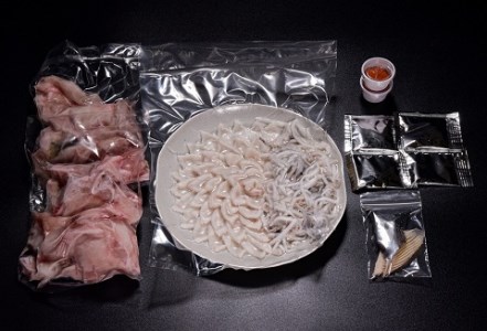 【配送日指定可】 ふぐセット とらふぐ刺身 とらふぐ あら ひれ酒 堪能 2-3人前セット（ポン酢・もみじおろし付き） [刺身80g+ふぐ皮80g+あら600g+干しひれ4枚〕 トラフグ フグ 最高級とらふぐ 父の日 母の日 イベント お中元 お歳暮 贈答用 ギフト 熨斗 のし 大人気 山口県 本場トラフグ 職人 板前 長門産とらふぐ  (1214) 