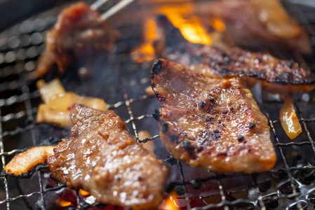 北海道産 黒毛和牛 こぶ黒 A5 希少部位 焼肉 味付け カルビ ハンバーグ 計 2kg (3種) 贅沢 セット