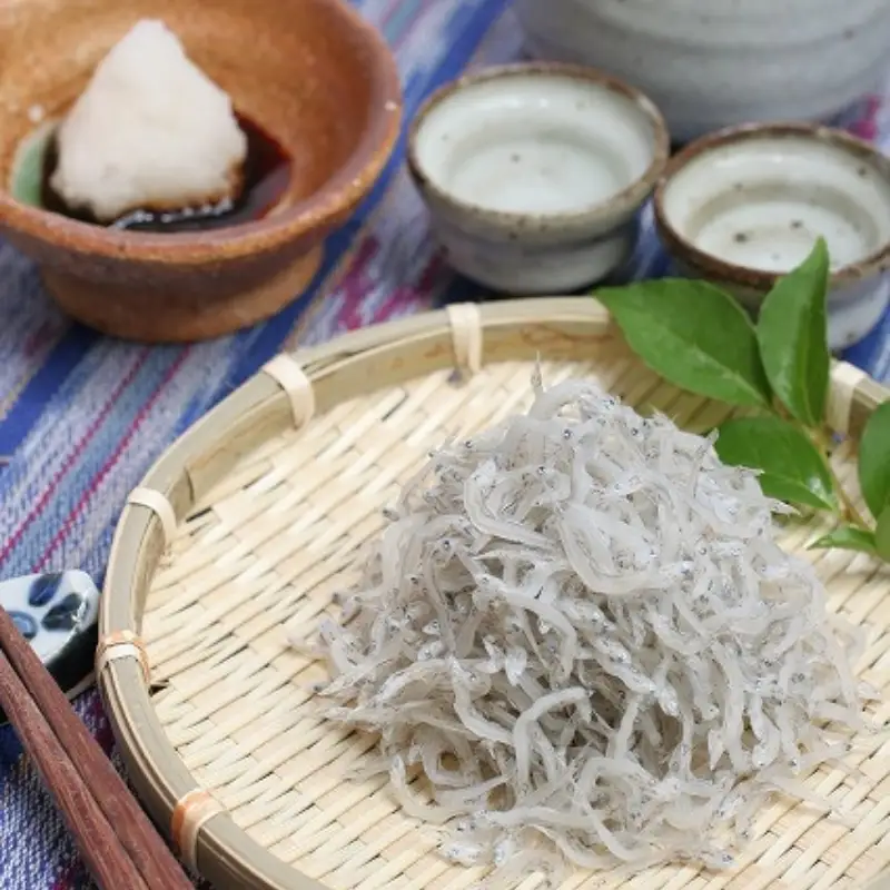 特選天日干しちりめん　木箱入り800g【冷蔵】 無添加 無着色 しらす シラス ちりめん 冷蔵【mar110】