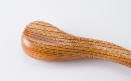 AW1 ケヤキの肩たたき   【 肩たたき 健康グッズ 健康 けやき 木製 プレゼント 贈り物 敬老の日 父の日 母の日 誕生日 お祝い 】