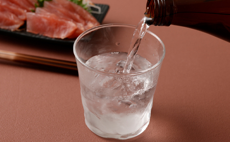【鹿児島県天城町】奄美黒糖焼酎 島のナポレオン 祝いボトル 900ml×3本セット 黒糖 焼酎 酒 記念 祝い