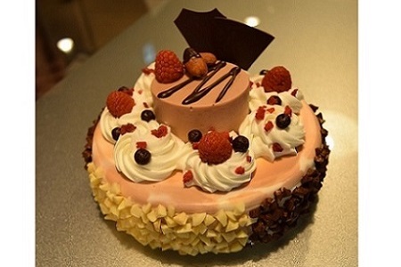 【3ヵ月連続でお届け！】岩瀬牧場のカップアイス・チーズタルト・アイスケーキ定期便 [岩瀬牧場 北海道 砂川市 12260337] 