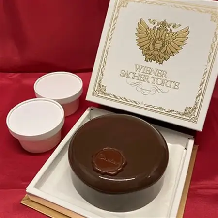 【オーストリアの味を忠実に再現した】ザッハートルテ　1個(12cm)_菓子・スイーツ ケーキ  _【配送不可地域：離島】【1274040】