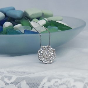 プラチナ 1.0ctダイヤモンド　シンメトリーペンダントネックレス HH018746
