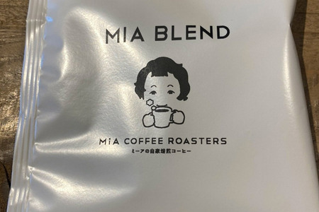 自家製弘前カマンベールのチーズケーキ 1個と自家焙煎ドリップパックコーヒー（1人前用 3種類各5パック／計15パック）セット スイーツ