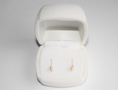 真珠 3～4mm ピアス K18 アクセサリー
