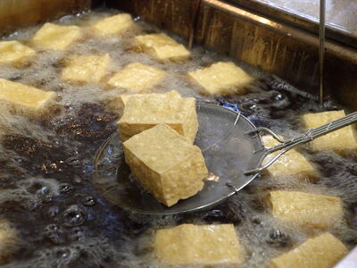 手造り豆腐　国産大豆100%使用　こだわり製法