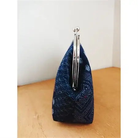 和柄の親子がまぐちショルダーバッグ(紺)とショルダー紐のセット _装飾品・工芸品 トートバッグ・ショルダーバッグ 鞄・バッグ かばん カバン_【1146688】