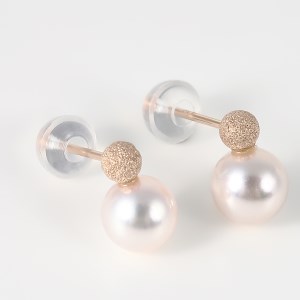 1027 K18PGあこや本真珠ピアス　フラッシュボール　　K18 ピンクゴールド  あこや真珠 ピアス 伊勢志摩 アクセサリー ジュエリー フォーマル カジュアル ギフト 伊勢市 １8金 フラッシュボール プチ
