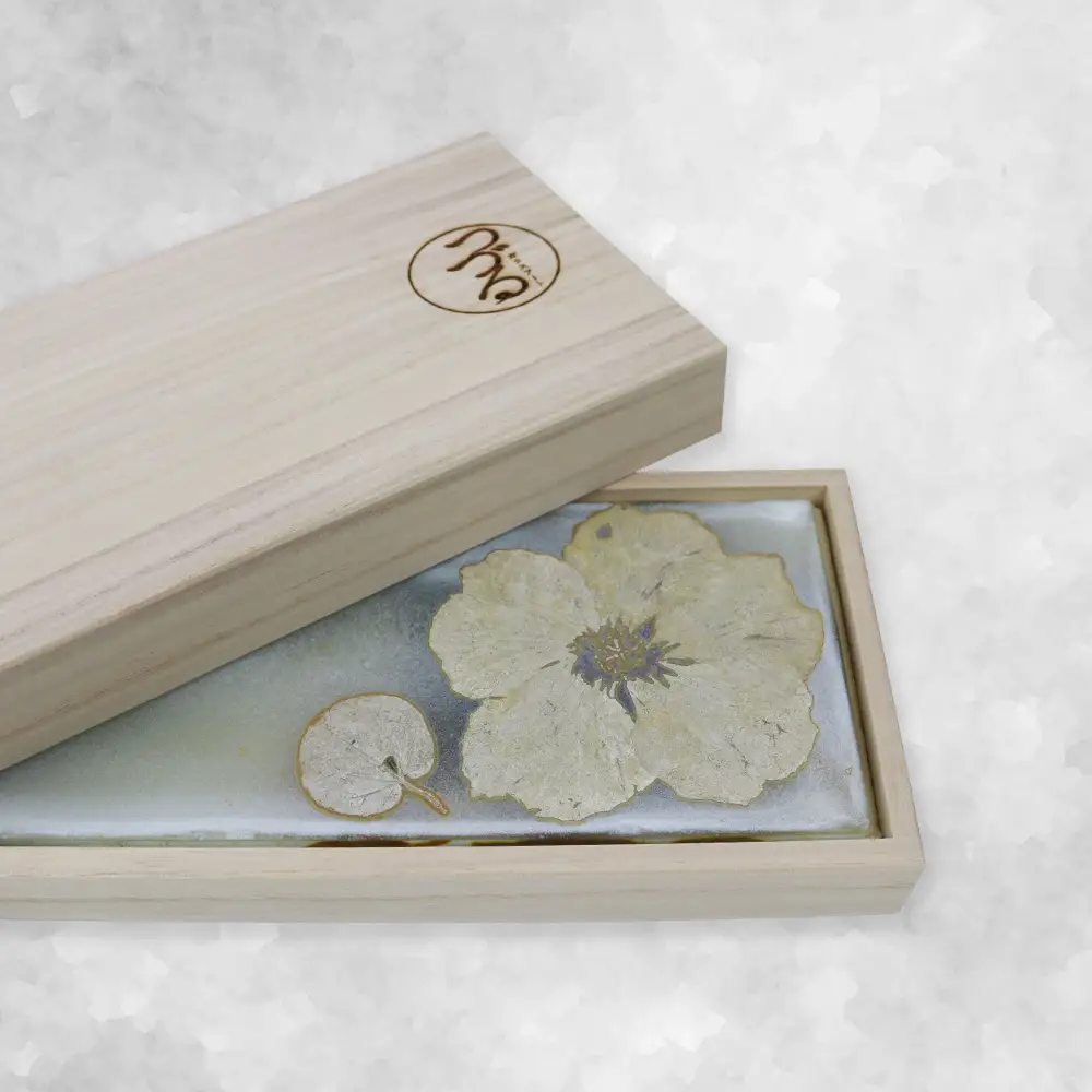 【つづるガラスアート】ゆうなの花　長平皿－HAKU－　1枚