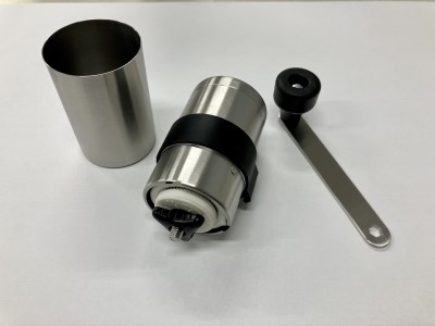 ステンレスコーヒーミル サテン 手動 コンパクト 登山 ソロキャンプ 燕三条製 コーヒーミル