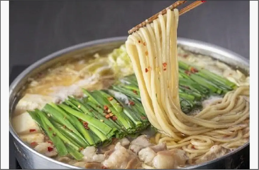 もつ鍋 博多 星まつり 醤油味 2～3人前 | ふるさと納税 モツ鍋 もつなべ 鍋 福岡市 冷凍 冷凍食品 取り寄せ もつ セット ホルモン鍋 醤油 国産 牛もつ 鍋セット 人気 ご当地グルメ 福岡県 送料無料