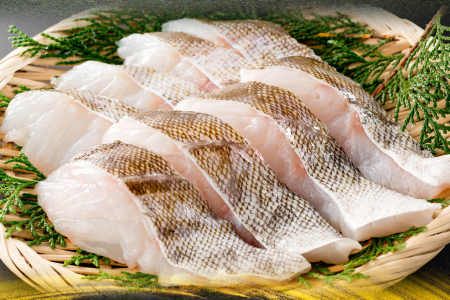 【北海道根室産】真鱈切身1切真空×30P A-09097