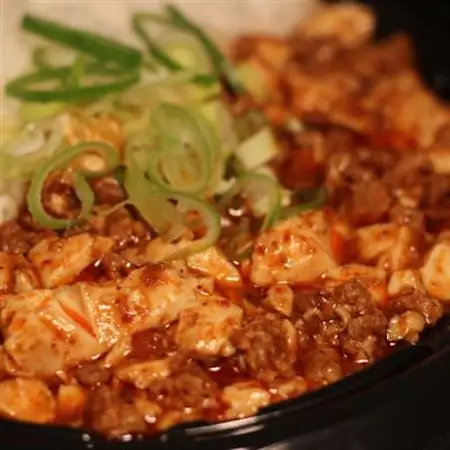 おやべ火ね鶏(親鶏)モモ粗挽肉　老鶏ヒネ　かしわ　1.6Kg(400g×4袋真空パック・解凍)【配送不可地域：離島】【1291435】